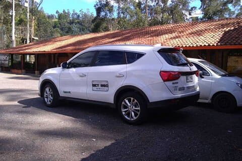 Private Arrival or Departure Transfer: Matecaña Int Airport