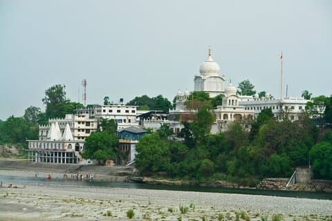 Divine Trail till Paonta Sahib från Chandigarh
