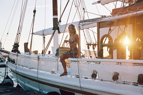 Corfou : croisière au coucher du soleil sur un bateau en bois avec cocktails et bouchées