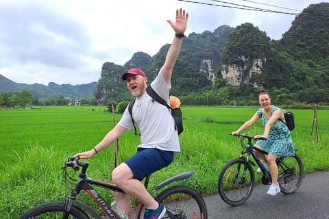 Excursion d'une journée de luxe à Ninh Binh au départ de Hanoi (Trang An - Hoa Lu)