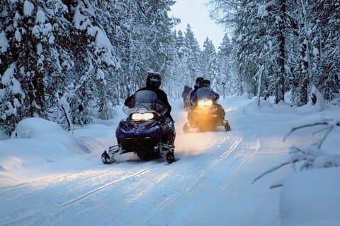 Ushuaia 's nachts: een diner bij Snow and Fire Sledding and Adventure