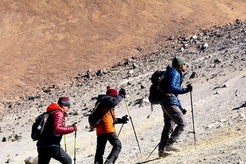 Beklimming naar de uitgestorven Cerro Toco-vulkaan op 5600 meter hoogte