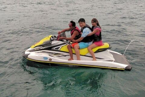 Bali: vannsport jetski, bananbåt, paraseiling og flyboard