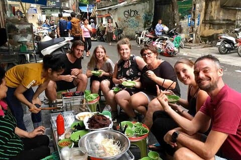 Heldagstur i Hanoi City
