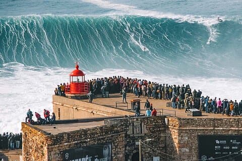 Tour privato di un'intera giornata a Fátima, Nazaré e Óbidos