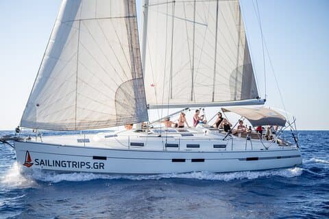 Private Luxury Sailing Trips to Dia Island