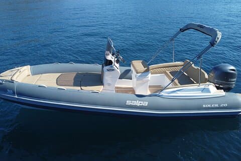 Mieten Sie ein Rib - halbtägig - ohne Skipper
