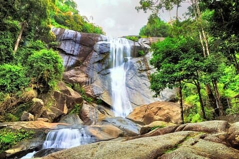 Langkawi natur- og historietur med Telaga Tujuh og Mahsuri-graven