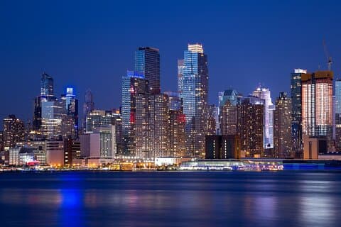 Manhattan Skyline och Staty Night Cruise