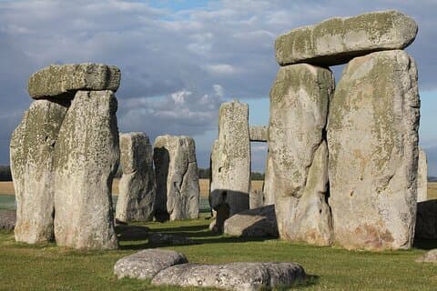 Recorrido privado durante una escala en Stonehenge desde el aeropuerto de Heathrow