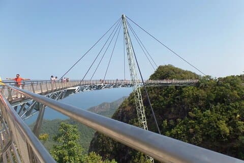 Langkawi Highlights Combo: SkyCab bro og båd tur med frokost