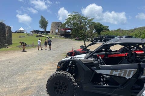Key N Go: Aventura guiada UTV/ATV em St. Thomas, USVI (1.5 - 2 HR)