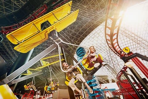 Entrébiljett till Ferrari World Abu Dhabi