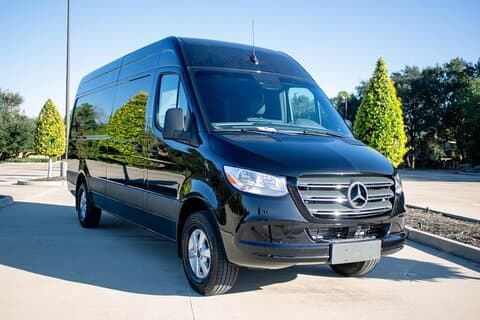 Departure by Sprinter from Milwaukee to Milwaukee Airport MKE