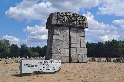 Privat tur: Treblinka-lejren og det polske landskab fra Warszawa