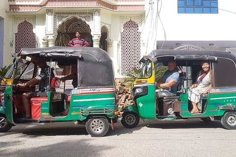 Vrolijke privétour van een hele dag door Pink City Jaipur per Tuktuk