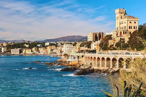 Tour guidato privato e personalizzato a piedi di Genova