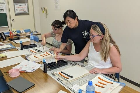 Private Calligraphy class at Tokyo Ginza and Tsukiji Area