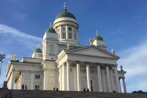 Helsingfors historiska höjdpunkter Self-Guided Audio Walking Tour