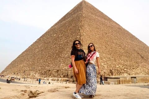 Private Tour to Giza Pyramids and The Egyptian Museum in Cairo