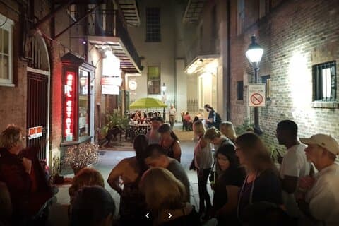 Pub Crawl: New Orleans' fineste haunted pub tur