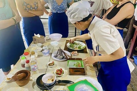 Attività di cucina di 6 ore Ritiro Da Nang