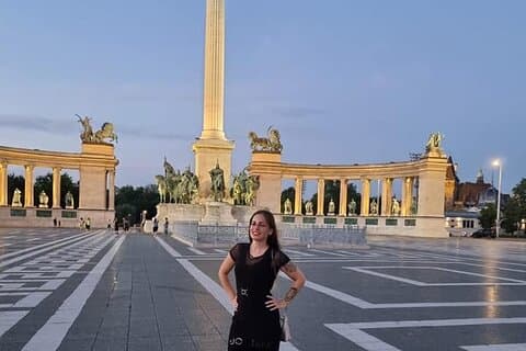Tour a piedi di Budapest di un'intera giornata con una guida privata locale