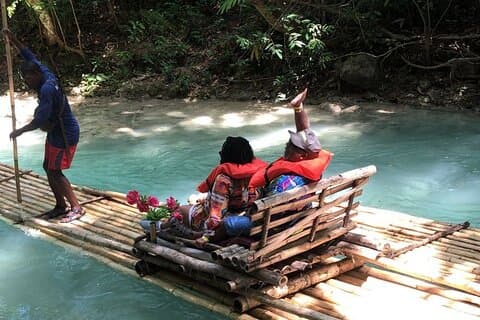 Bambu River Rafting de Ocho Rios Transporte somente