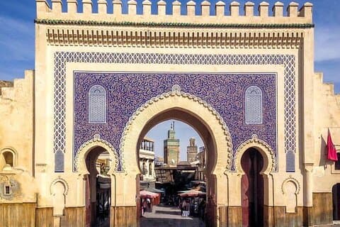 fes visit Private DE town