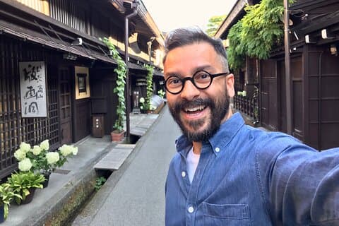 EXPERIENCE TAKAYAMA OLD TOWN 30 MINUTES walk