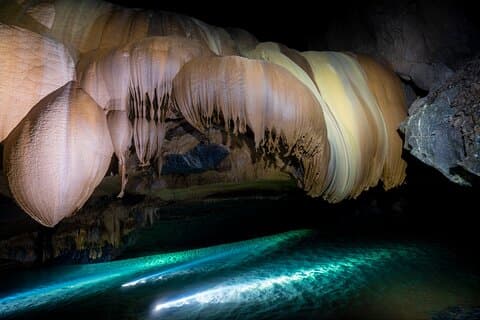 Private Tour Vietnam DMZ und Phong Nha Höhle