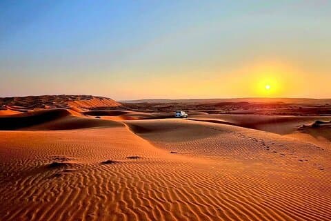 Sonnenaufgang zur Wahiba Sandwüste & Wadi Bani Khalid Tour