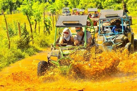 Passeio guiado de buggy por Punta Cana