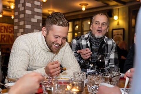 Excursão privada a pé pela cidade de Reykjavik e comida