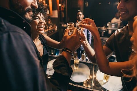 Snaps-, hygge- en nachtleventour in de bars in de oude binnenstad van Stockholm