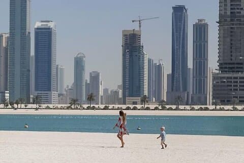 Dubai: Private Mamzar Beach Park Tour mit Abholung und Rückgabe