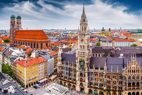 8 timers privat tur i München med hotellhenting og avlevering