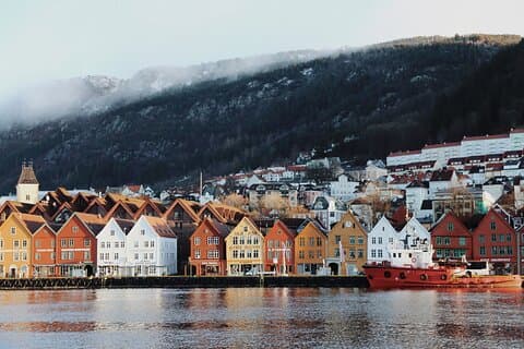 Private Transfer From Stavanger To Bergen With a 2 Hour Stop