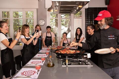Paella klasse & bodemloze wijn : uitzicht op Las Ramblas