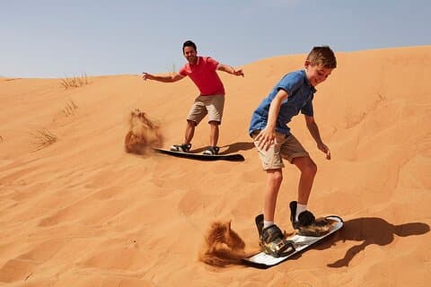 Imbarco sulla sabbia del deserto con spuntino ad Agadir in Marocco