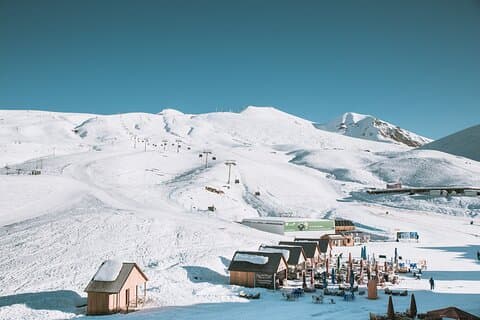 Schneeaktivitäten im Skigebiet Gudauri, private Ganztagestour