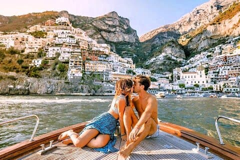 Privat båttur Sorrento til Positano og Amalfi – Typisk Gozzo 850