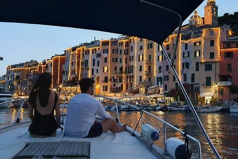 Excursion privée en bateau de 3 heures au coucher du soleil à Golfo dei Poeti
