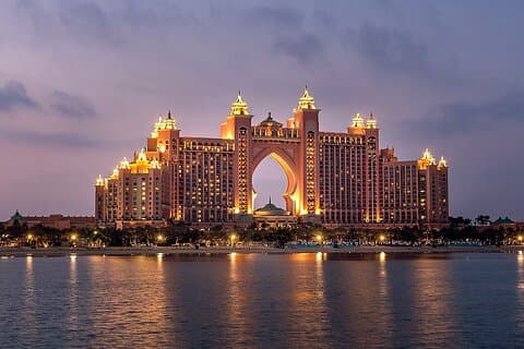 Dubai byrejser