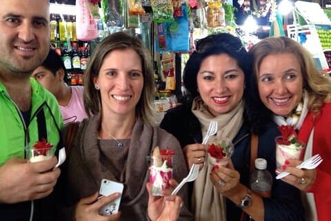 Excursão a pé por mercados locais e para conhecer a gastronomia na Cidade do México