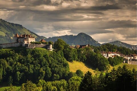 Tour en coche privado a Gruyeres, Vevey y Montreux desde Lucerna