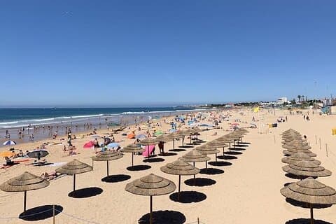Private Half Day Tour: Villa and Beaches of Cascais