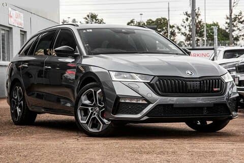 Arrival Private Transfer from Riga Airport RIX to Riga by Sedan