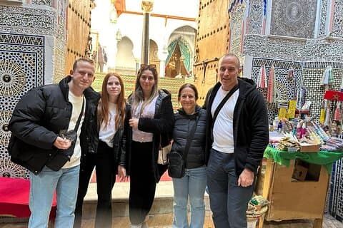 Merveilleuse excursion d'une journée à Fès : une visite guidée historique et culturelle
