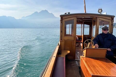 Luksuriøs Lake Lucerne Tour i en privat motorjakt